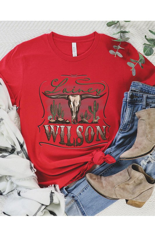 Lainey Wilson (plus size)