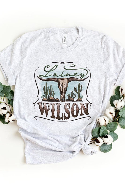 Lainey Wilson (plus size)